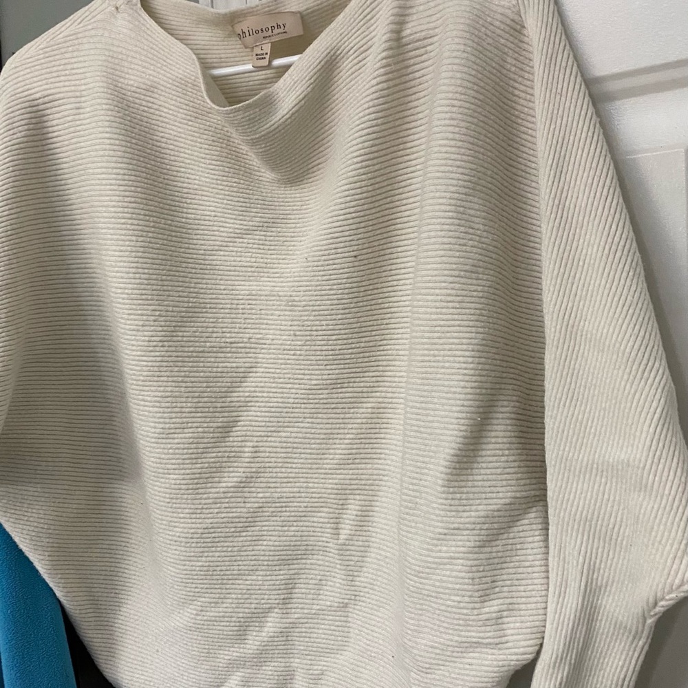 Knit long sleeve shirt